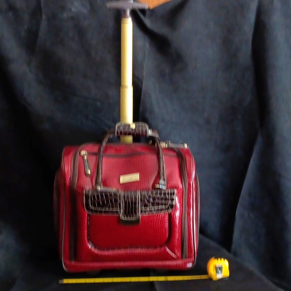 Samantha Brown Underseat Luggage